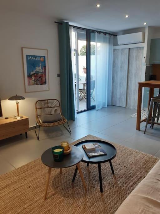 Grand Studio Avec Patio Marseilles Exterior foto