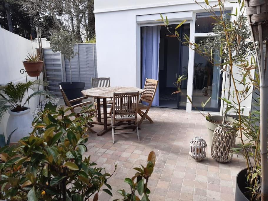Grand Studio Avec Patio Marseilles Exterior foto