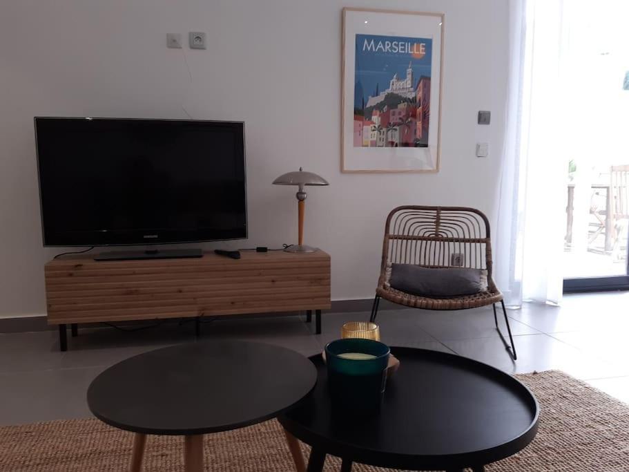 Grand Studio Avec Patio Marseilles Exterior foto